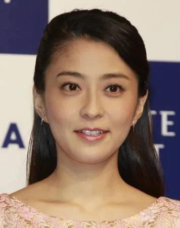 日本人评价小林麻央,小林麻央年轻照片