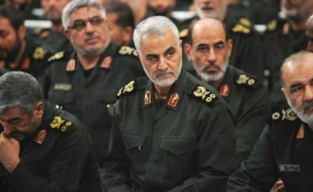 一场石油之祸，十年叙利亚战争，50万民众丧生，女人成*市黑**交易品