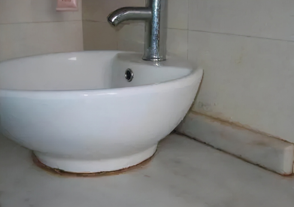 卫生间装修不能错过的浴室柜,小的卫生间如何选浴室柜