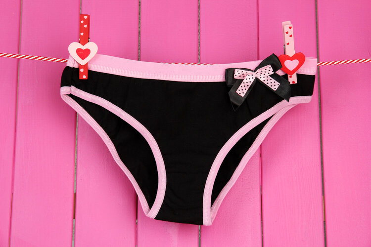 女人穿无痕内裤好吗,女性无痕内裤对人有害吗