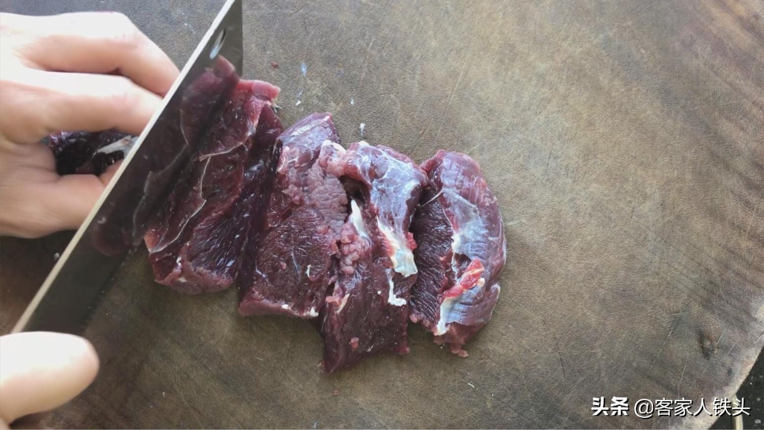 牛肉怎么炒才嫩滑秘诀,牛肉怎么炒才软得快又嫩又好吃