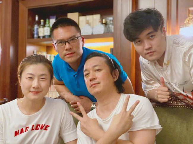 奥运冠军追星白敬亭,冬奥火炬易烊千玺