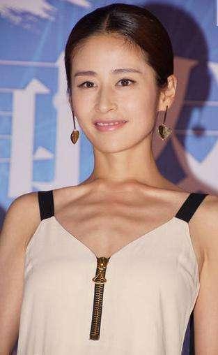 李小璐贾乃亮杨幂合影,李小璐和杨幂对比图片