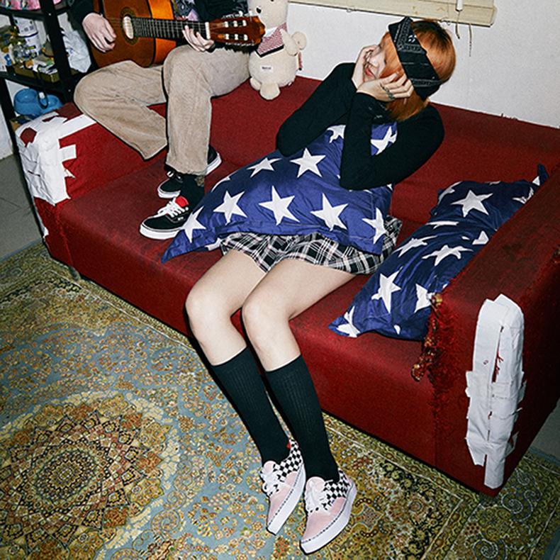 vans卖面包鞋,vans买大一点好吗