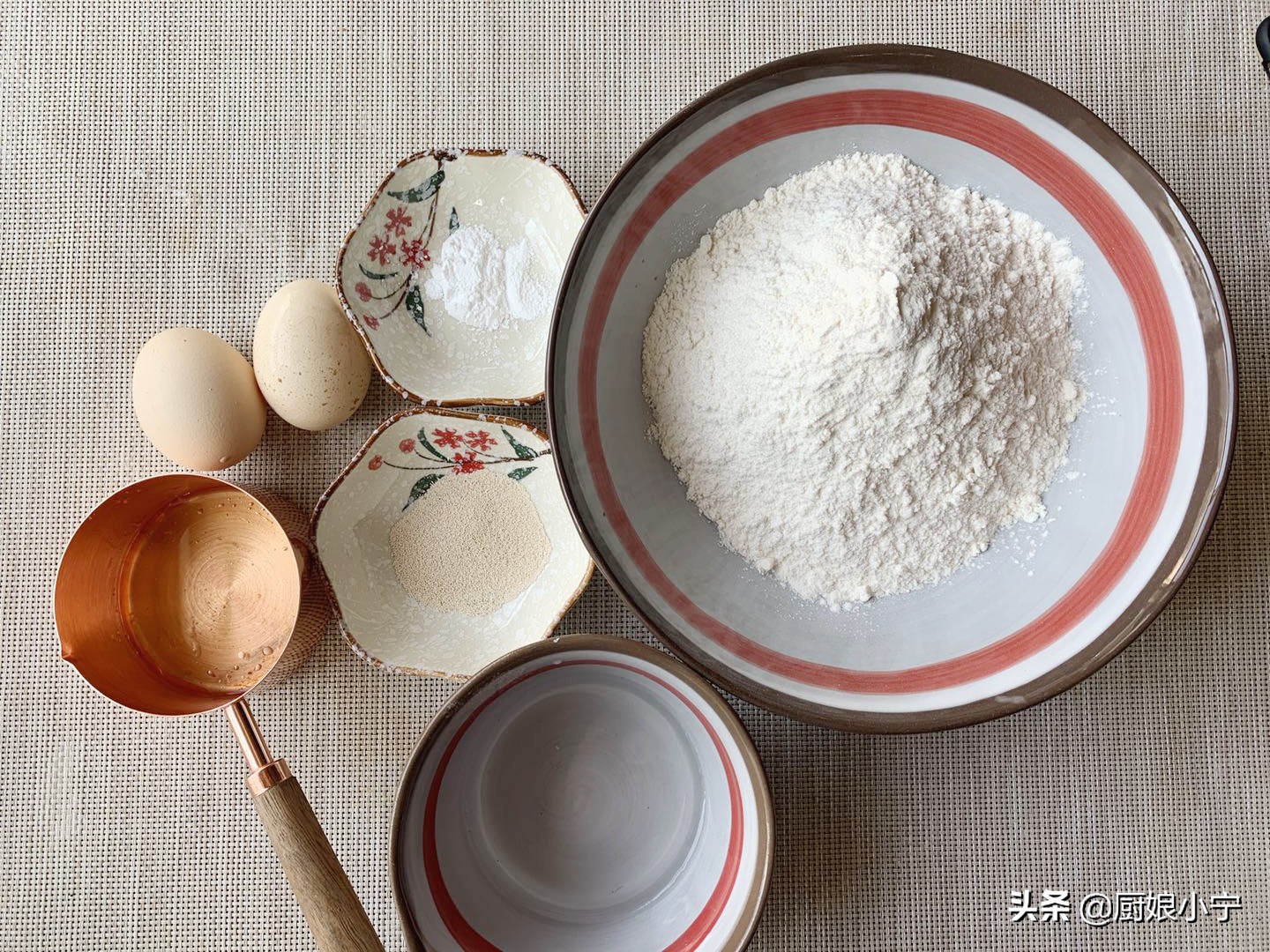 快速炸油条不醒面的方法和配方,油条不发面怎么炸出来又软又蓬松