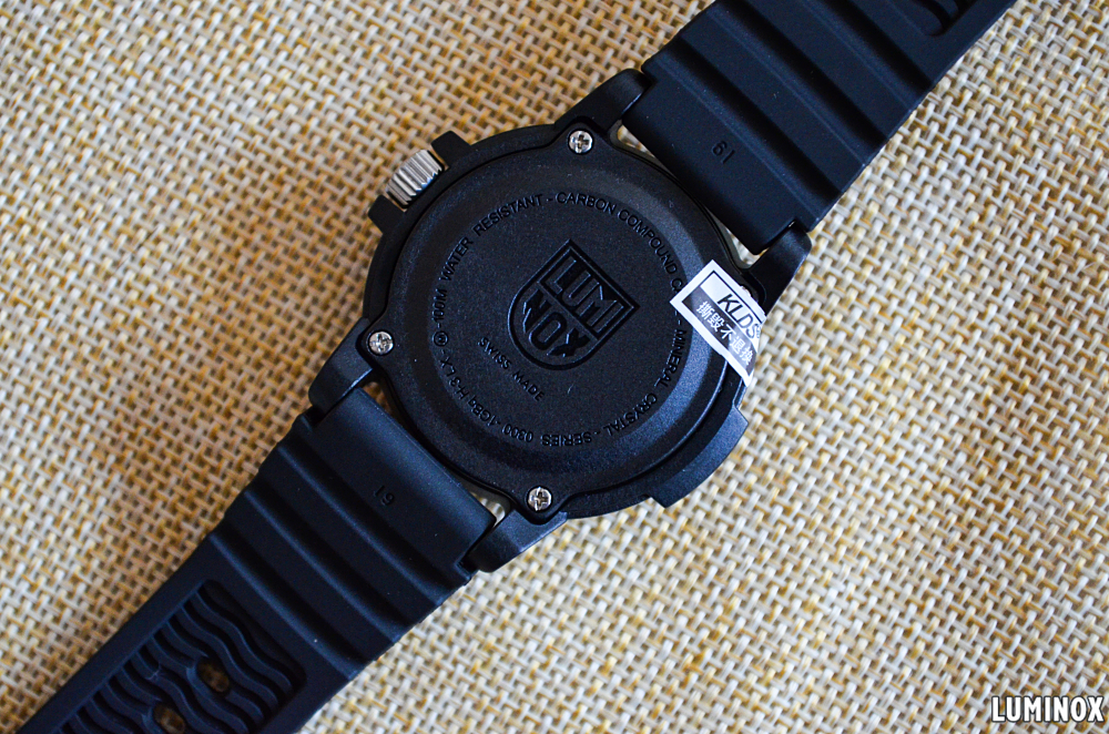 雷美诺时被广泛配发美国各大军警队伍以及各界专业户外活动团体中