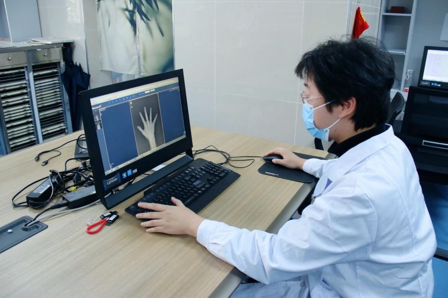 孩子身材瘦小怎么办,遗传性身材矮小干预