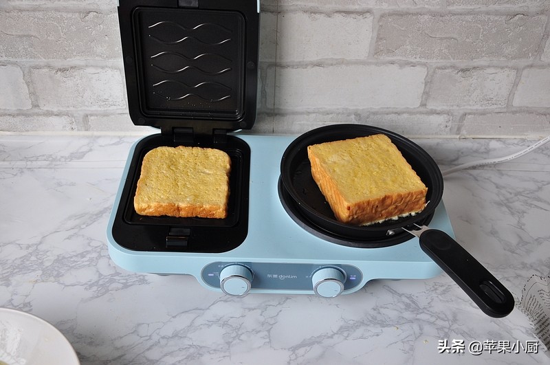 早餐不加鸡蛋怎么做好吃又简单,做煎鸡蛋吐司的三种方法