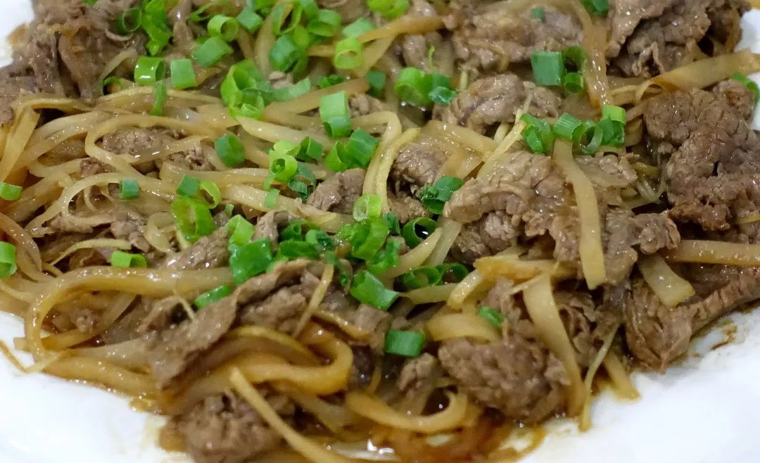此“冲菜”，究竟是广东人最爱吃的咸菜，还是四川人的家常下饭菜？