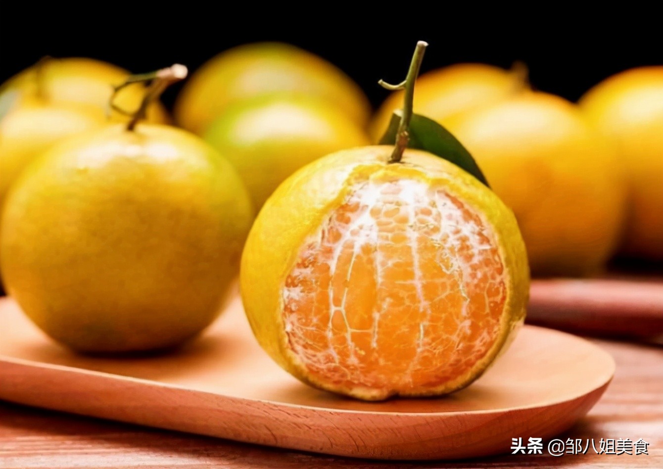 买橘子怎么挑果肉多,买橘子的正确方法视频
