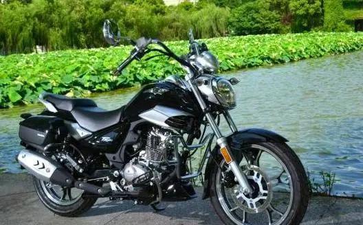 铃木豪爵最新款150多少钱,豪爵铃木摩托车1万以下