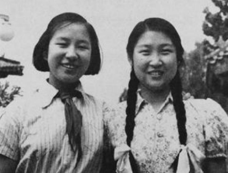 李讷和姐姐发生小摩擦，不论谁是谁非，毛主席处理方式只用这一招