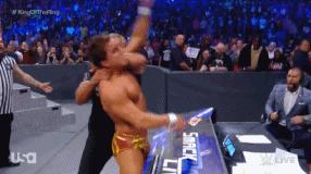 「WWE9.11战报」送葬者回归祭出锁喉抛摔！欧文斯被炒鱿鱼了