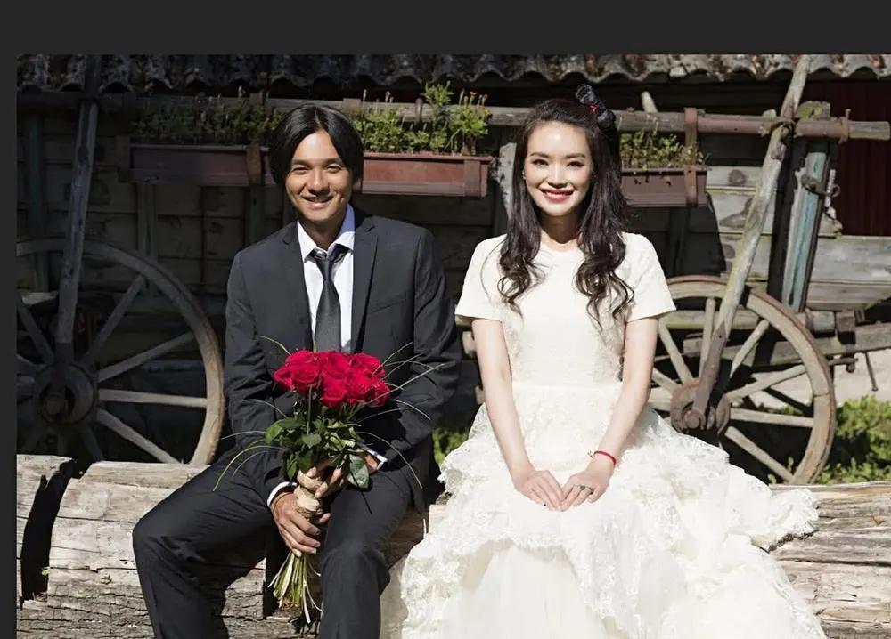 舒淇晒两人合照为丈夫庆生,舒淇与老公十指紧扣甜蜜恩爱