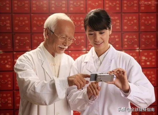 偷看了网上妹子们的问诊记录！忽然有点心疼医生...