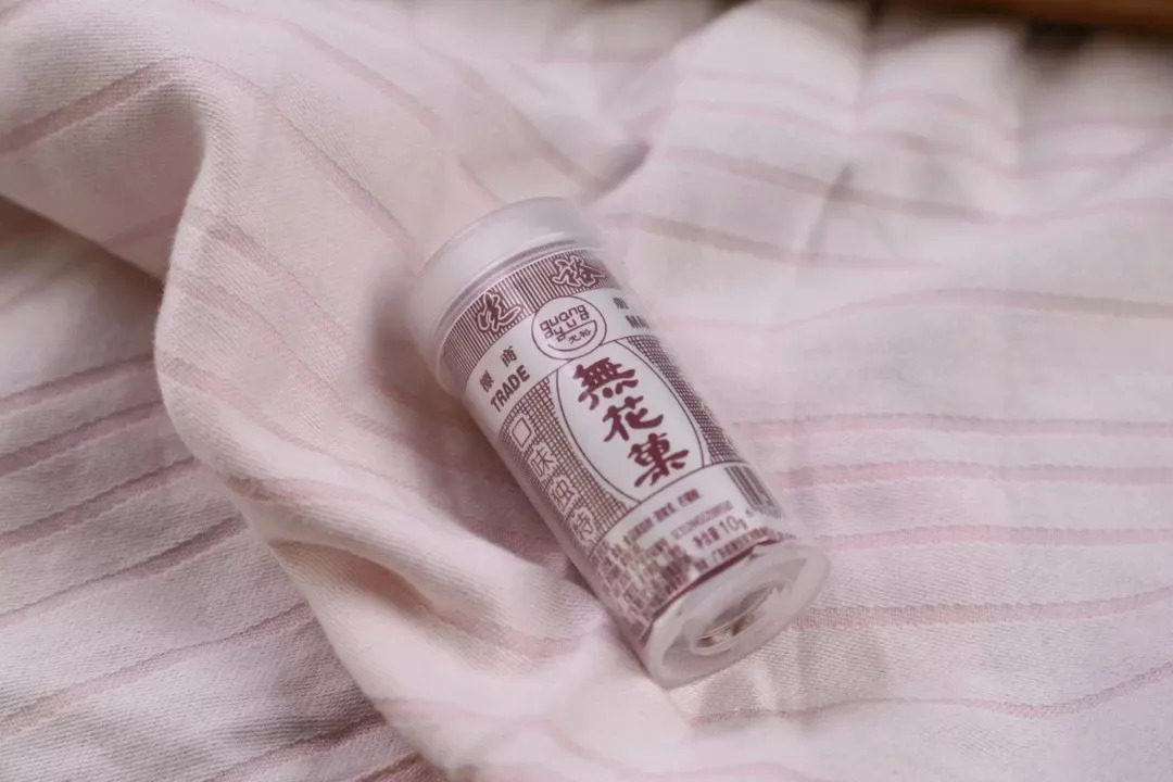 80后的童年回忆零食粘牙糖小卖部,8090后的童年回忆小零食小黄桃