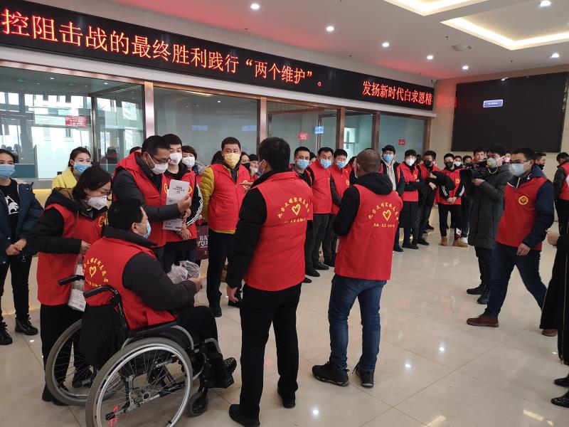 九台区“志愿红”助力战“疫”一线