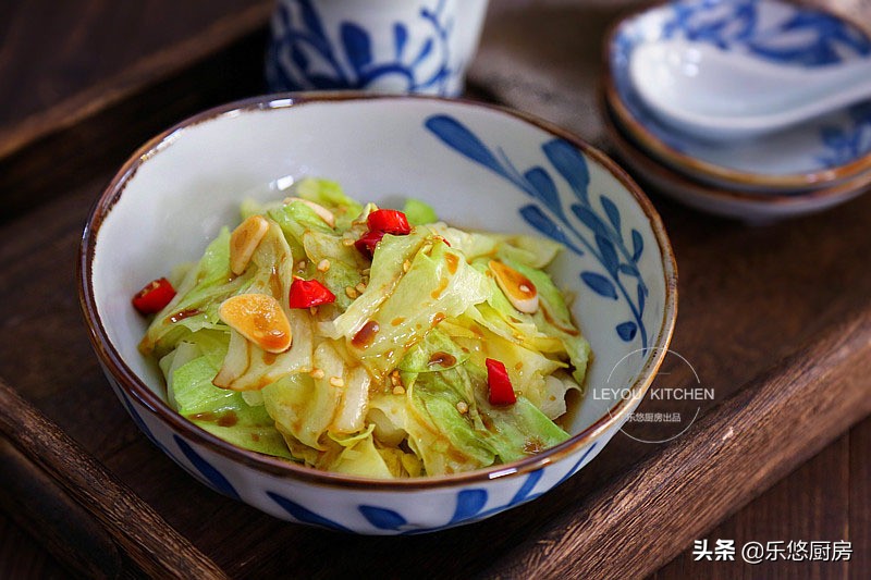 圆白菜怎么做最简单又好吃,圆白菜的100种做法大全