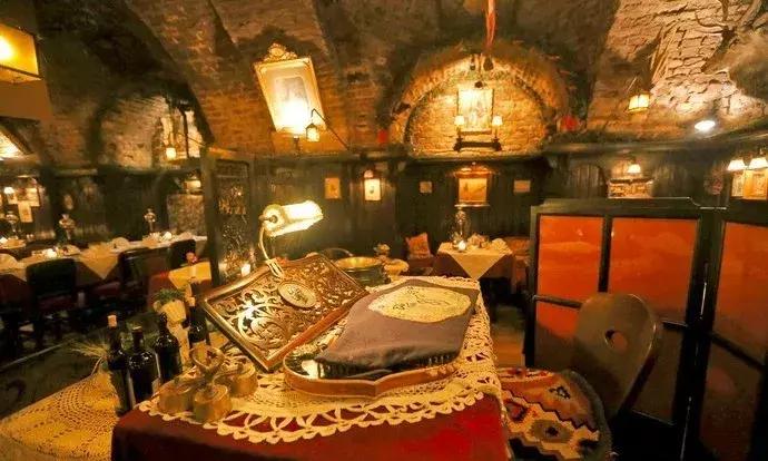 六年旅行者,国六旅行者