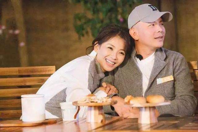 婚后13年深夜感慨，王珂投资再失利？刘涛迅速辟谣只为力挺老公
