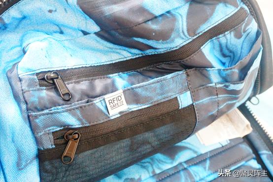 给你们推荐几款带娃必备大件好物,实用不鸡肋的8件带娃好物