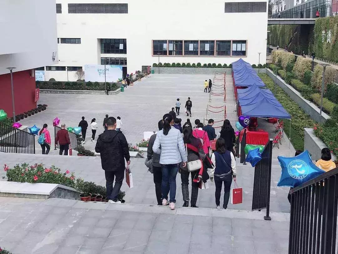 探访全国知名高中,人大校园参观