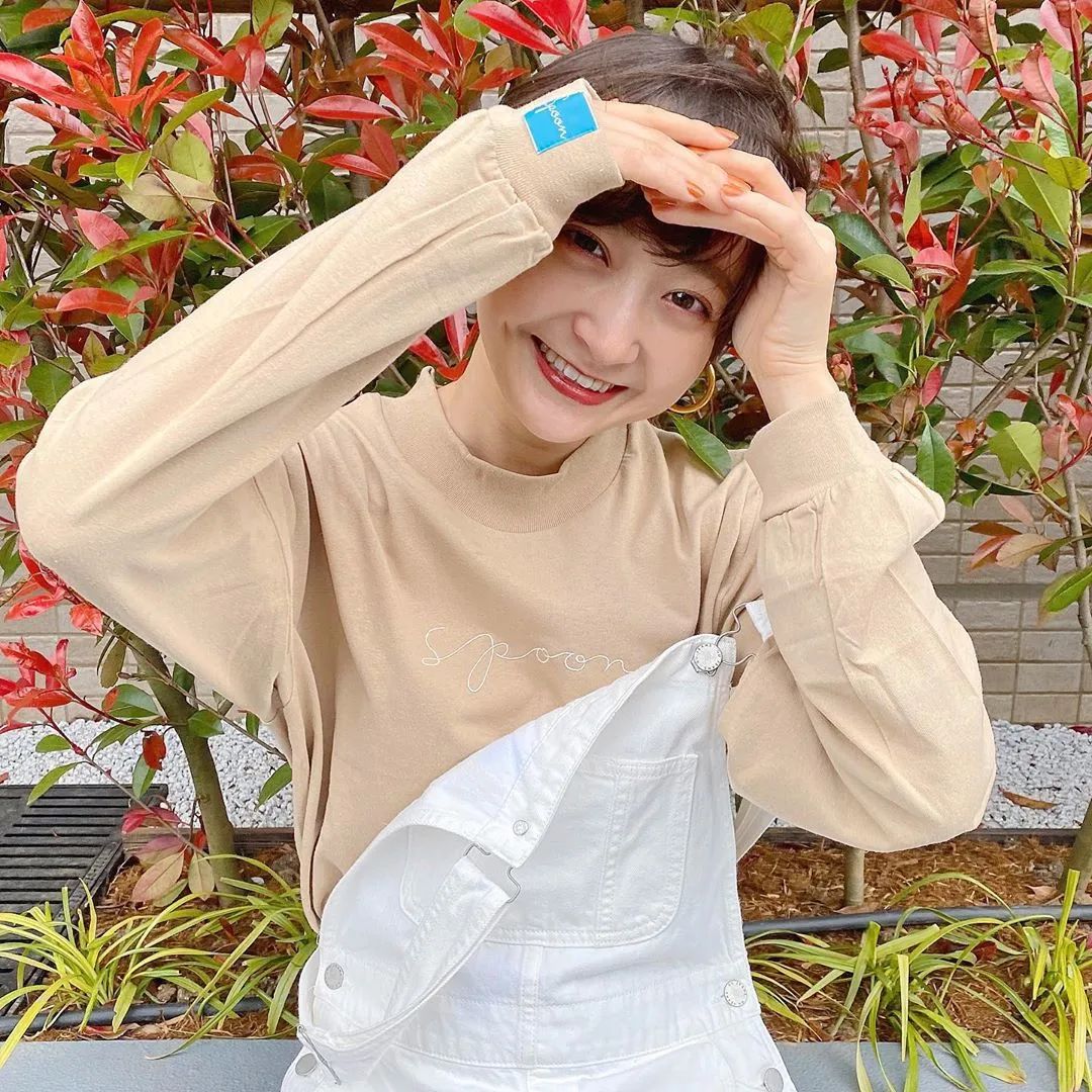 长头发显高显脸小发型,合适矮个子脸小的短发型