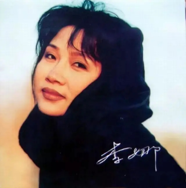李娜青藏高原背后的故事,1997年一代歌后李娜为何会出家