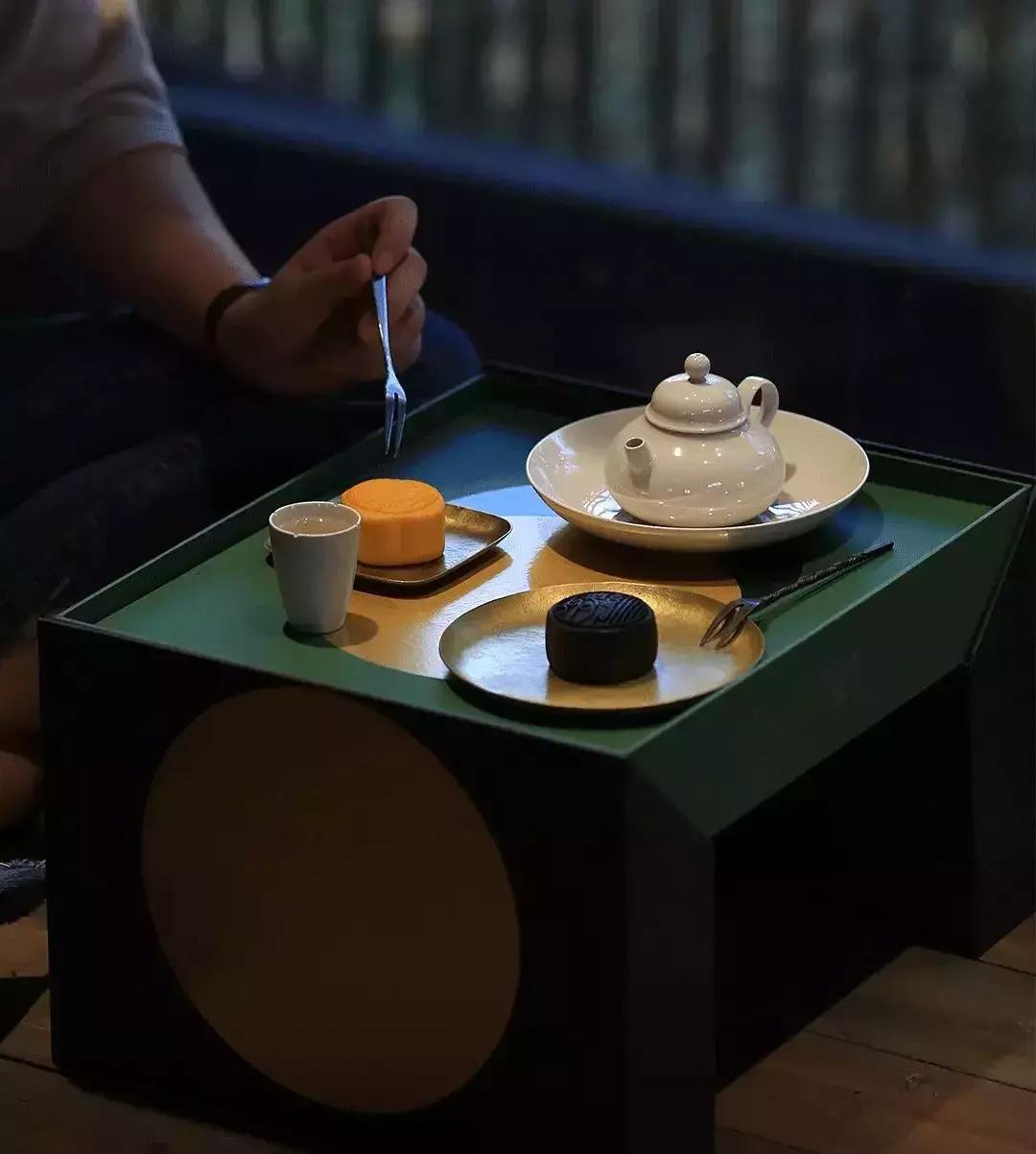 月饼都是燕窝馅，林志玲保养有多疯狂......