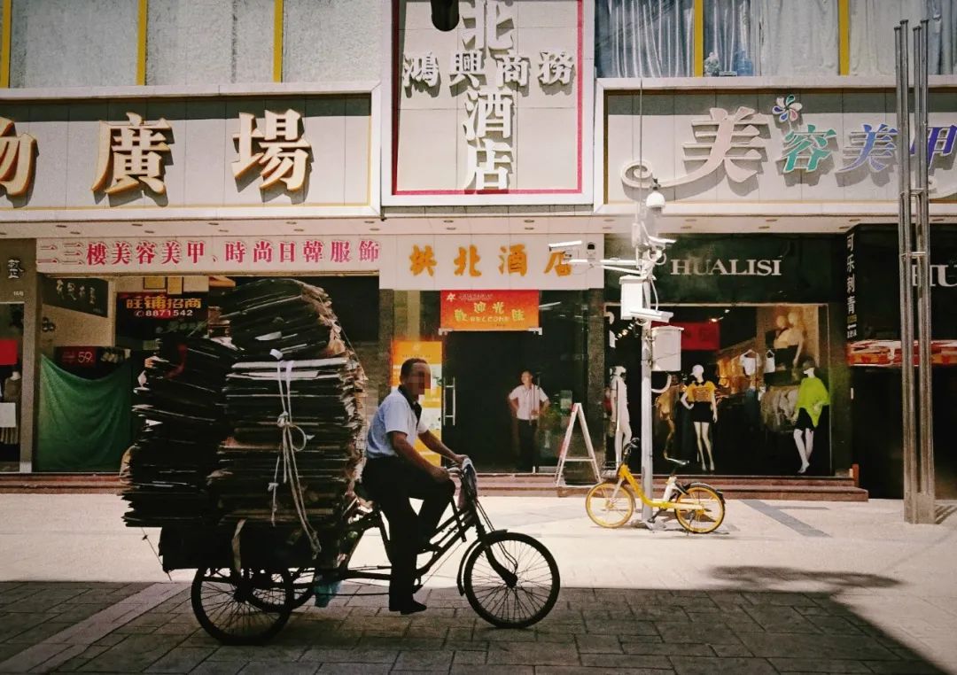 现在的拱北，还能留住多少珠海澳门人的脚步？