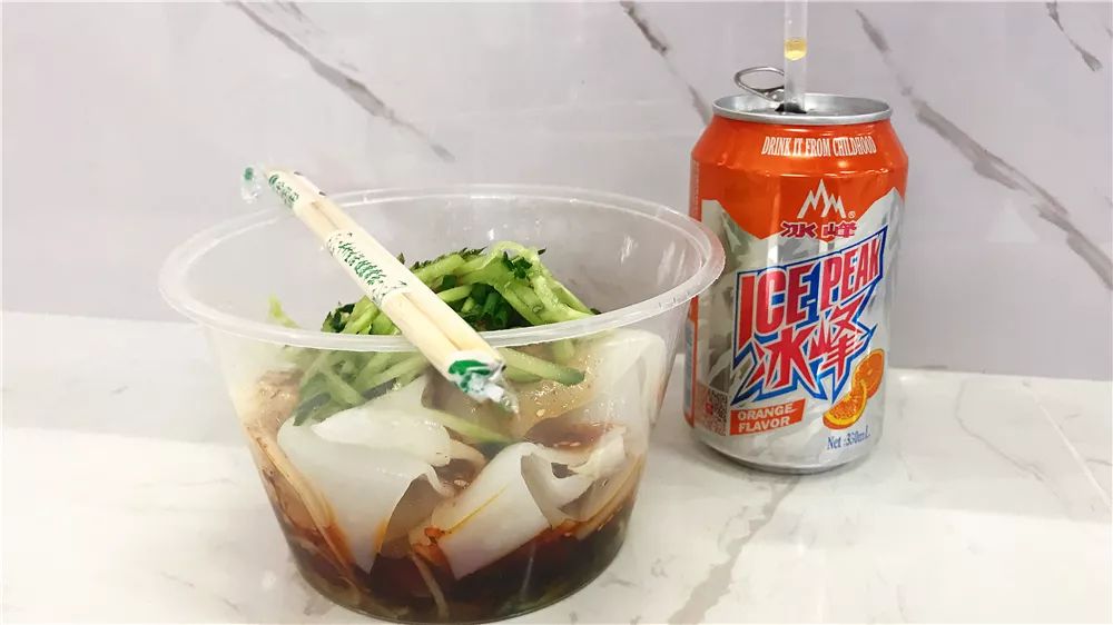 四环外开了家盒马，整个剑南大道的人都去凑热闹了