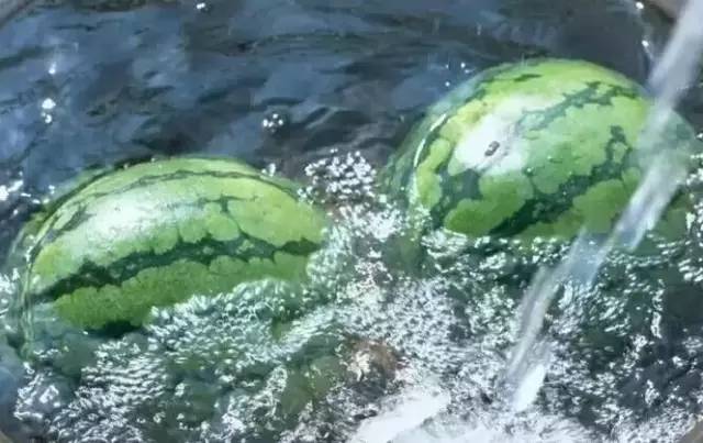 小时候的夏天为什么不热,小时候为什么不怕热