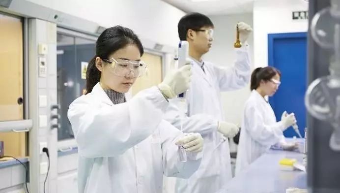 儿童鼻痒鼻塞鼻炎用什么喷剂,鼻腔缓解喷雾