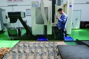 贵阳市把产业招商作为头号任务,以产业大招商助推动能大转换