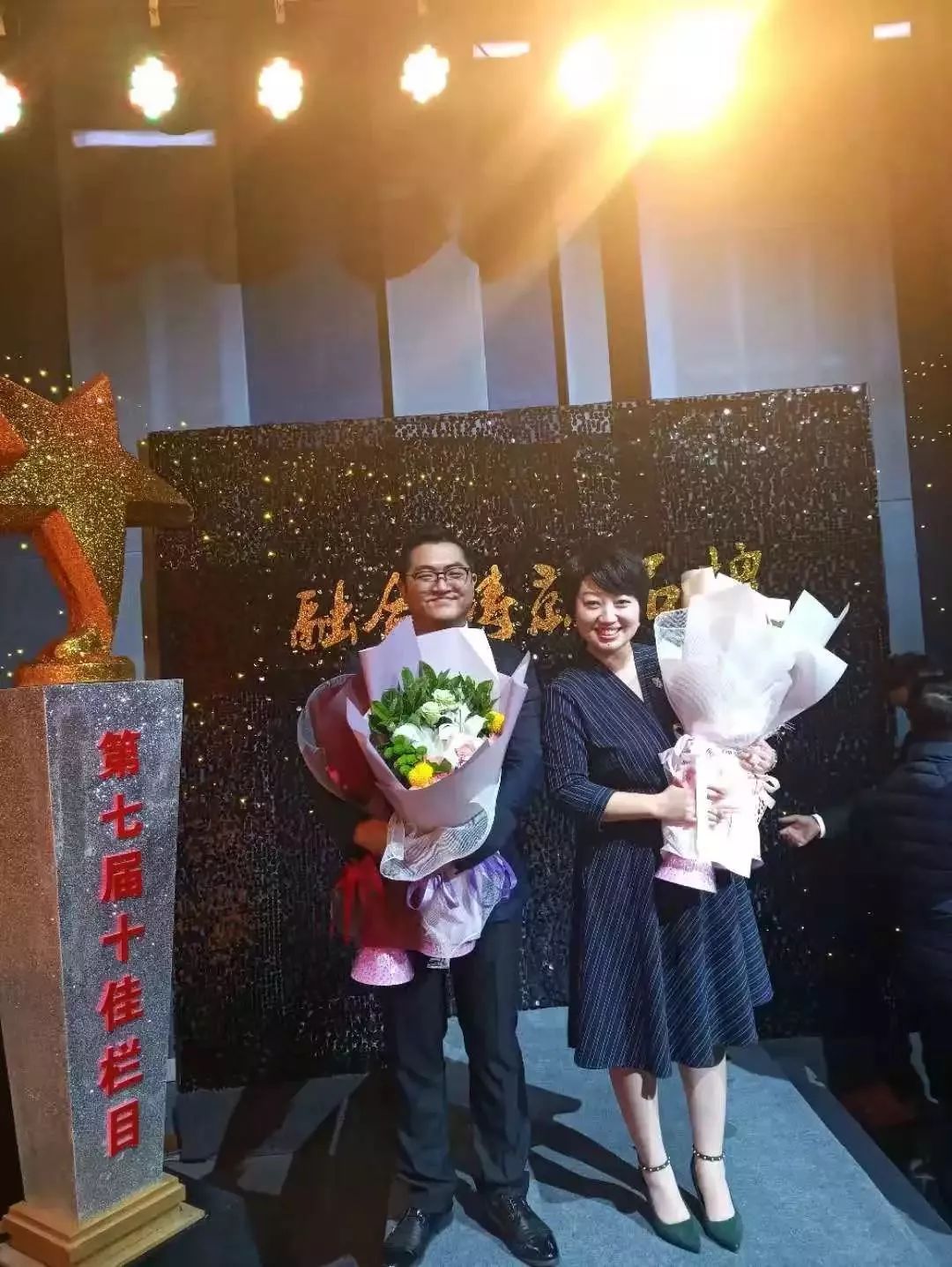 厉害了封面新闻,厉害了新品完全视频