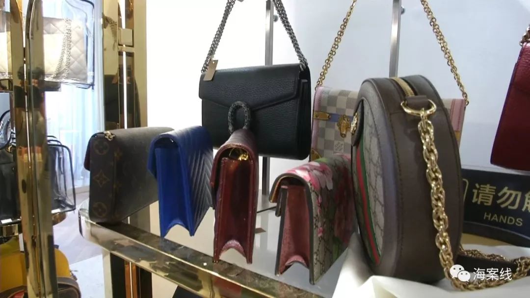 包裹丢失快递小哥遭赔1万,快递丢包裹了怎么赔付