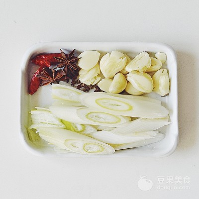 红烧带鱼的做法简单王刚,红烧带鱼的做法家常