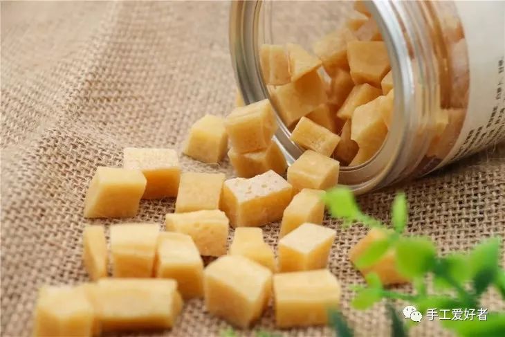 止咳化痰润肺梨膏糖正品东方甄选,梨膏糖能够缓解咽炎咳嗽么