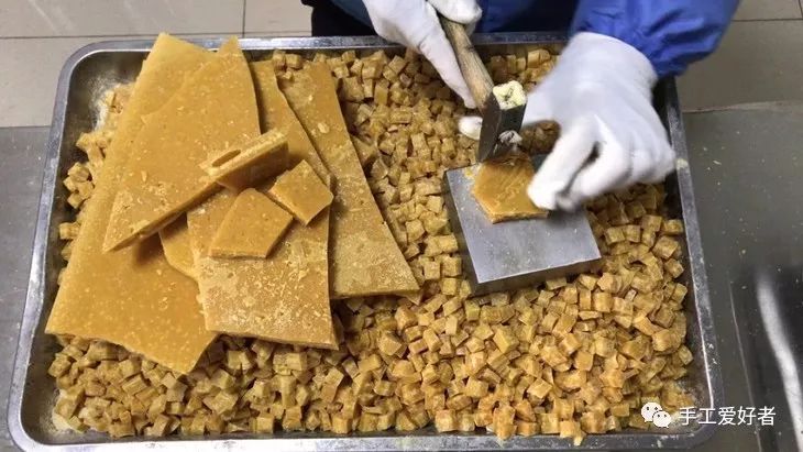 止咳化痰润肺梨膏糖正品东方甄选,梨膏糖能够缓解咽炎咳嗽么