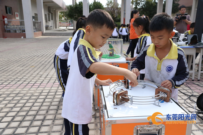 东莞室内水上乐园儿童水上滑梯,东莞滑梯水上乐园