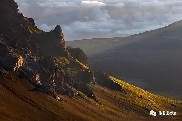 佳能全画幅微单eosr值得买吗,佳能eosr系列哪几款是全画幅的