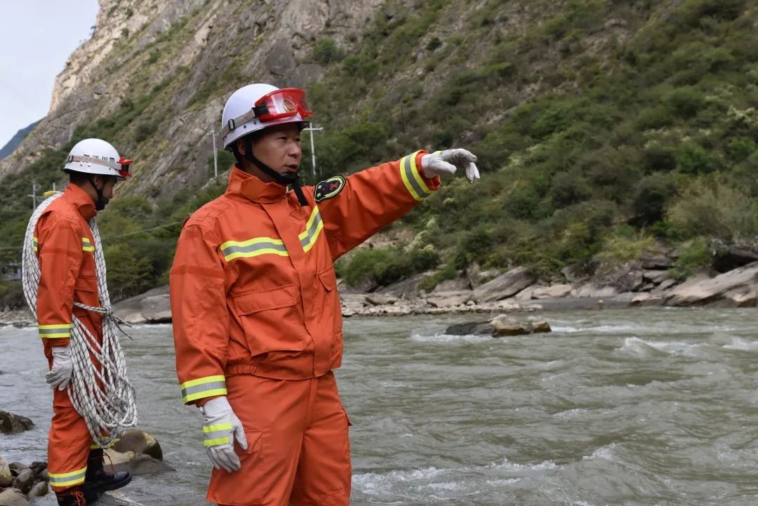 雪域高原上的“倔强”年华——记全国第四届“十大杰出消防卫士”杨武东