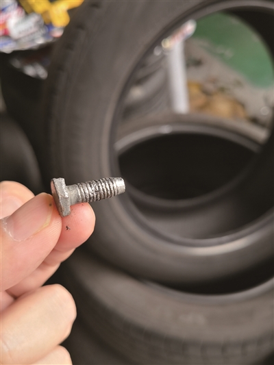 防爆胎有一点裂纹需要换吗,马牌防爆胎和不防爆哪个好