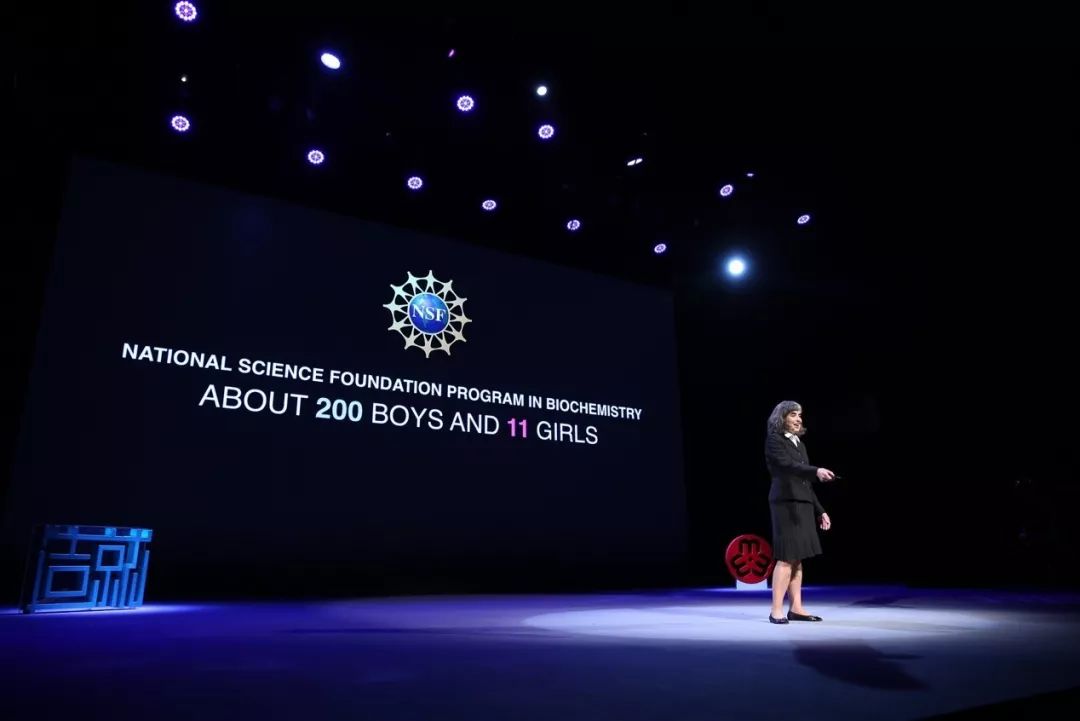 如果我们用完全一样的方式教育男孩和女孩，社会会发生什么变化？