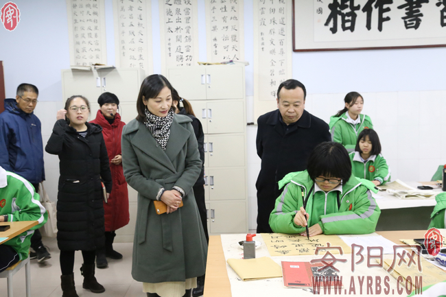 “正佳侨心班”引领安阳市实验中学特色发展之路