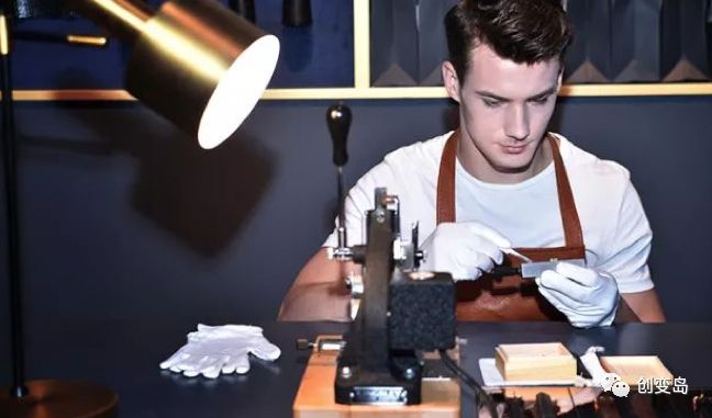 dw怎么成为轻奢品牌,如何从3000万做到3个亿