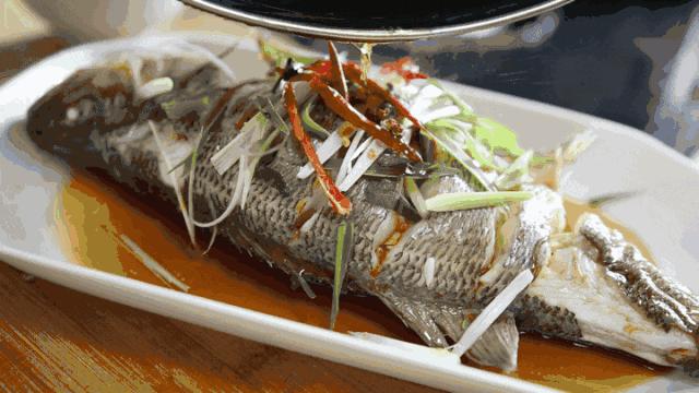 知乎票选“为了吃也要去一次的城市NO.1”