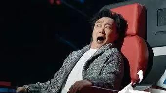 可怕！女子上臂鼓出个蚕豆大小的包，摸起来软软的，还会动！