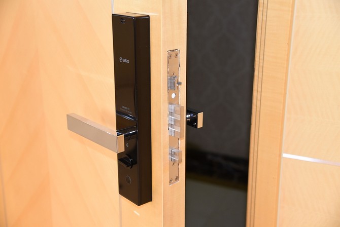 高性价比智能门锁399元,360智能门锁真实测评