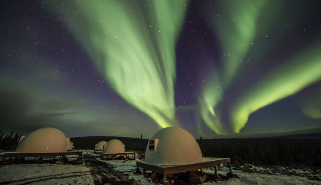 极光是上帝送给秋波吗,极光是上帝的烟火